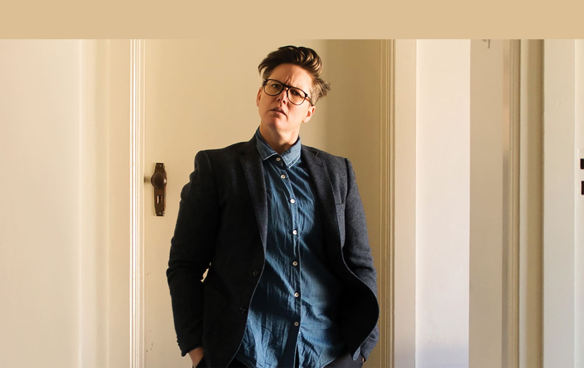 Hannah Gadsby Tickets Palace Theatre Manchester in Manchester ATG
